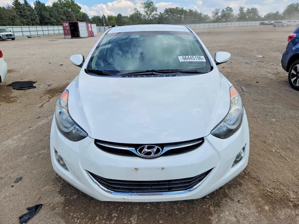 Photo 5 from auction – 2012 HYUNDAI ELANTRA with VIN 5NPDH4AE5CH096517