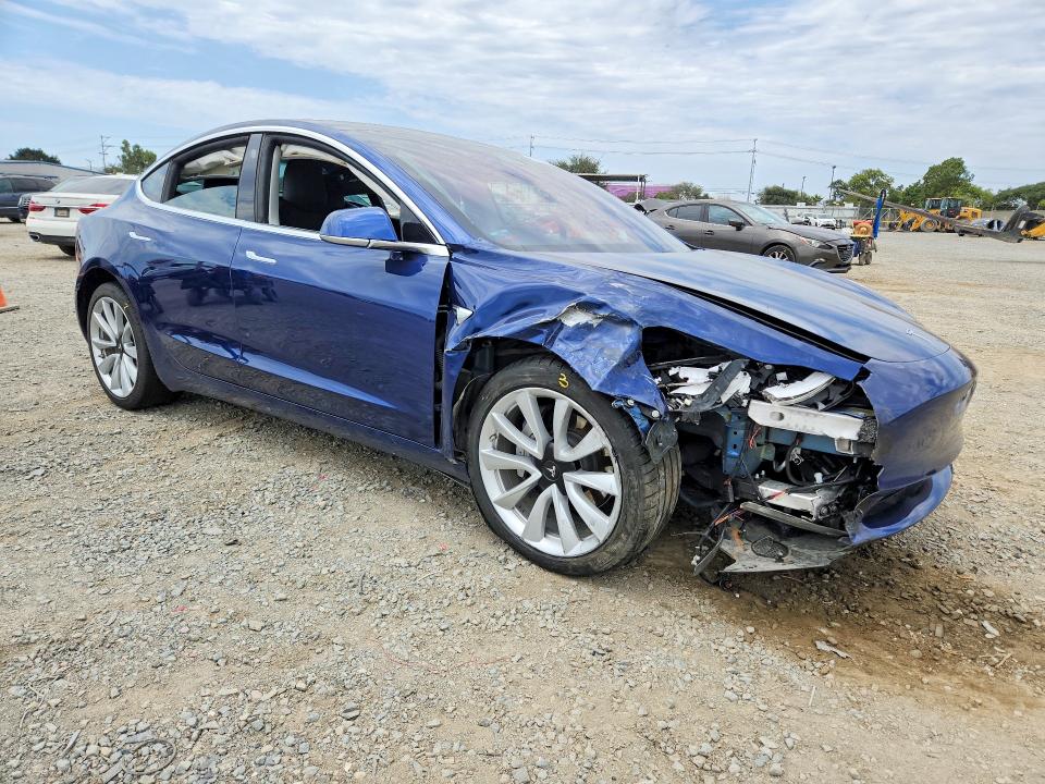 Photo 4 from auction – 2020 TESLA MODEL 3 with VIN 5YJ3E1EC3LF627370
