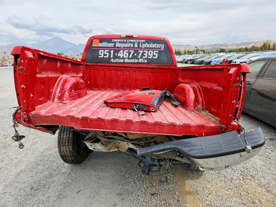Photo 6 from auction – 2002 CHEVROLET SILVERADO with VIN 2GCEC19V921405489