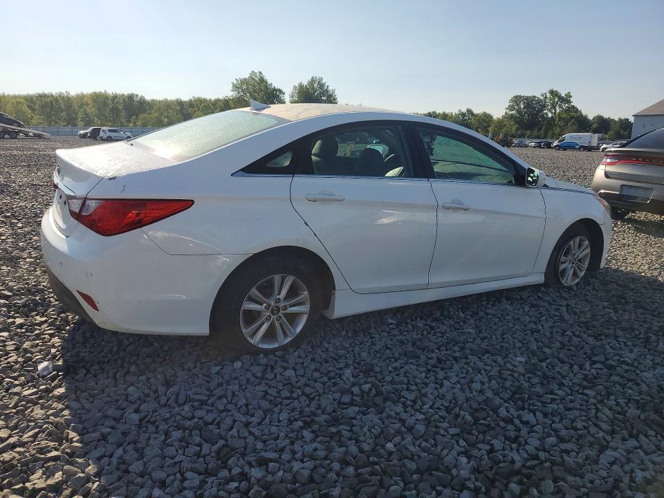 Photo 3 from auction – 2014 HYUNDAI SONATA with VIN 5NPEB4AC5EH901603