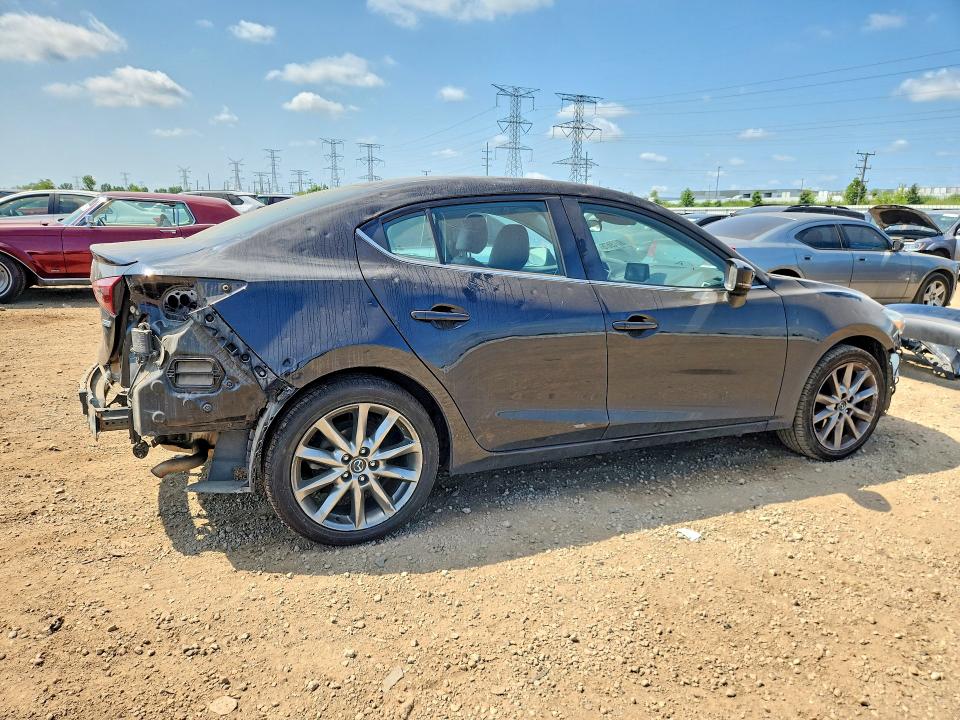 Photo 3 from auction – 2018 MAZDA 3 with VIN 3MZBN1V37JM182214