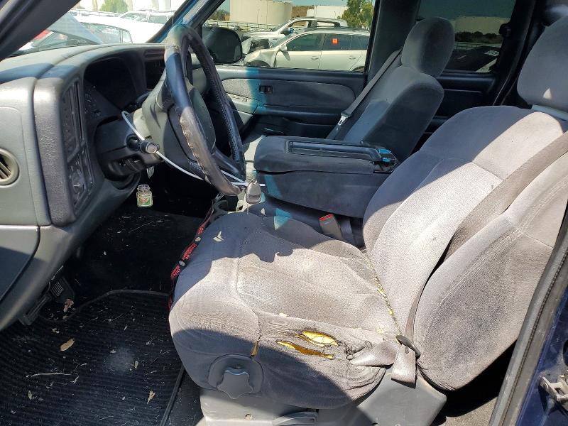 Photo 7 from auction – 2001 CHEVROLET SILVERADO with VIN 1GCEC19VX1Z201760