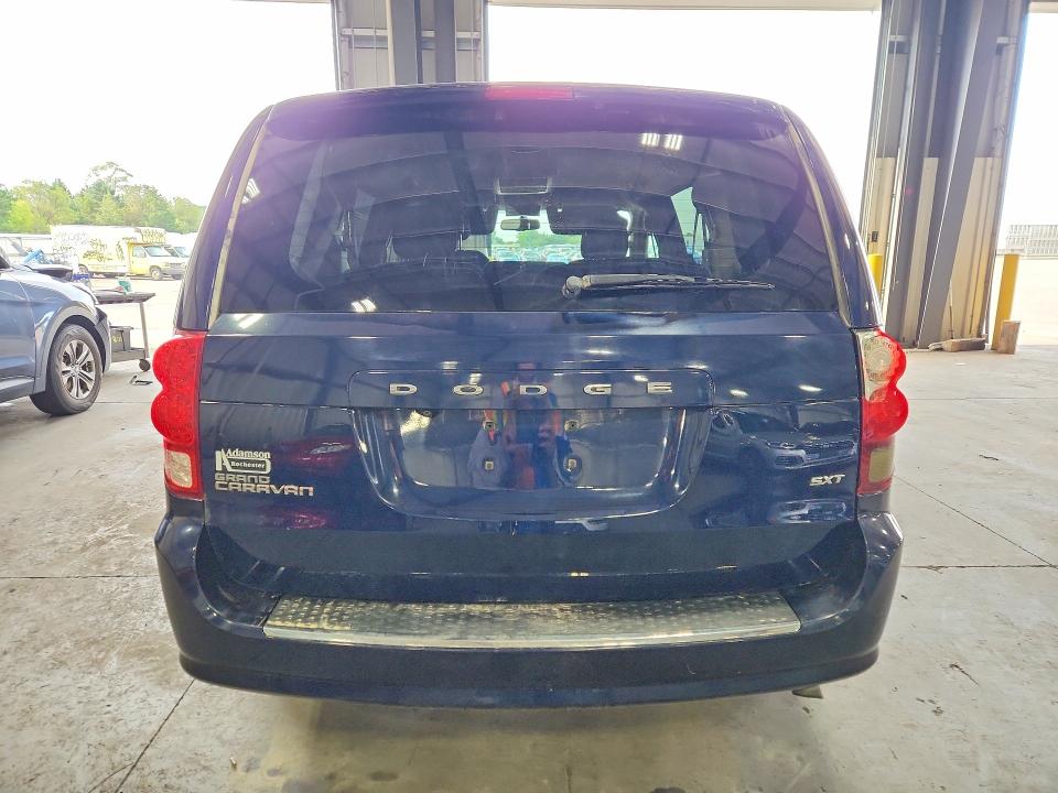 Foto 6 de la subasta – 2016 DODGE GRAND CARAVAN con VIN 2C4RDGCGXGR203183