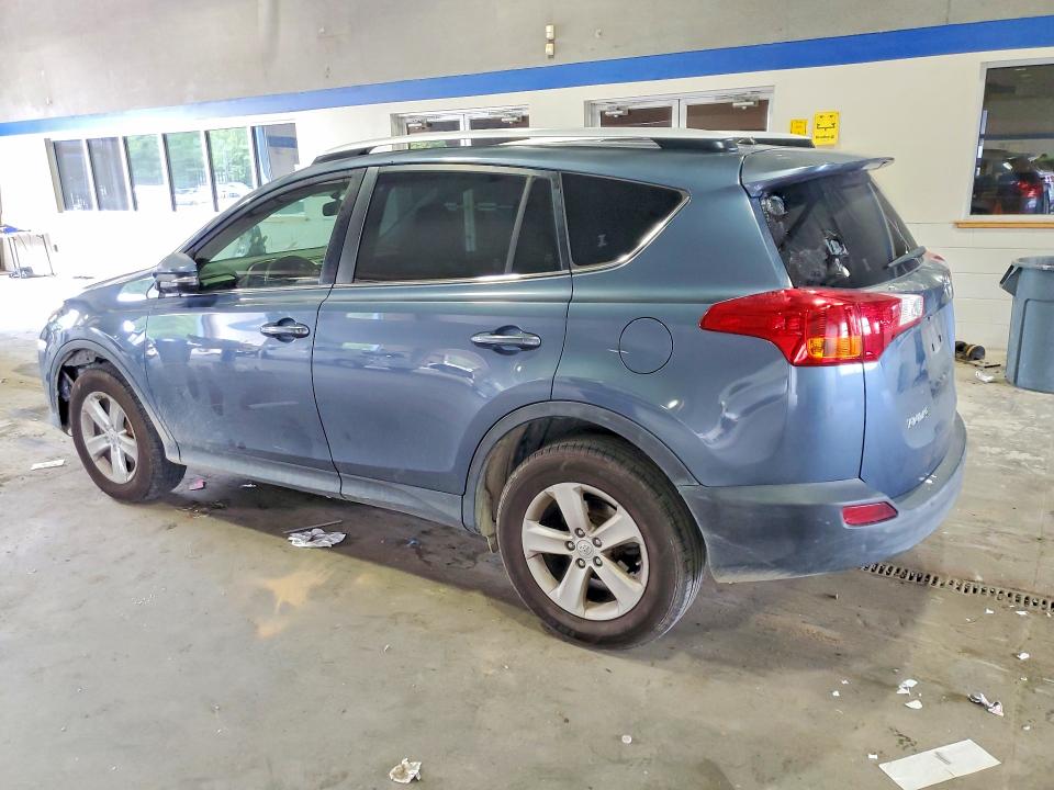 Photo 2 from auction – 2013 TOYOTA RAV4 with VIN JTMRFREV9DD025590