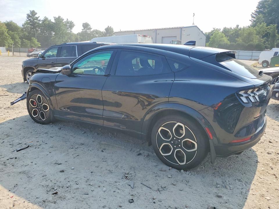 Photo 2 from auction – 2024 FORD MUSTANG MACH-E with VIN 3FMTK4SX2RMA11242