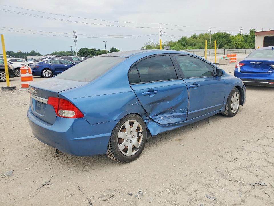 Photo 3 from auction – 2010 HONDA CIVIC with VIN 2HGFA1F56AH563634