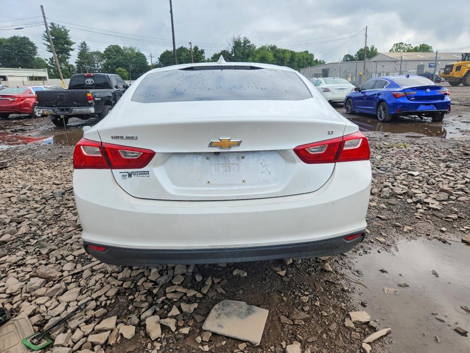 Photo 6 from auction – 2017 CHEVROLET MALIBU with VIN 1G1ZE5ST0HF165741