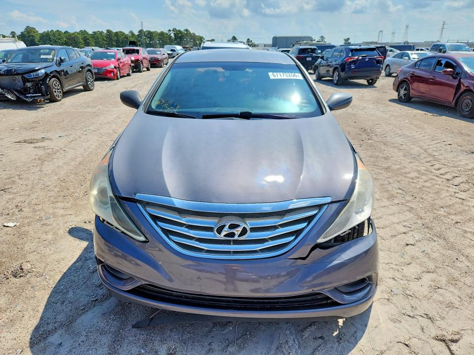 Photo 5 from auction – 2013 HYUNDAI SONATA with VIN 5NPEB4AC1DH771768