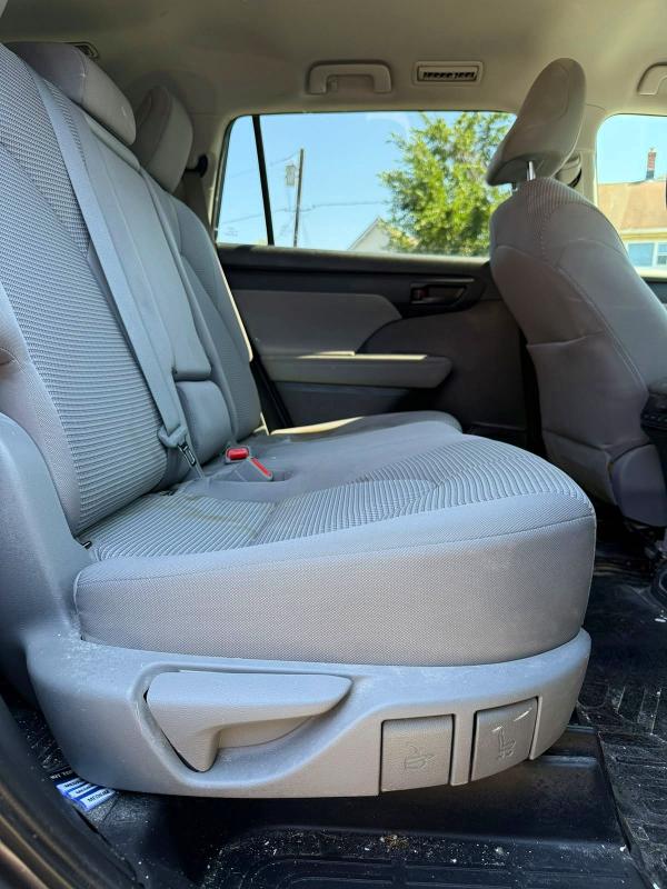 Photo 7 from auction – 2021 TOYOTA HIGHLANDER with VIN 5TDCZRBH3MS091634