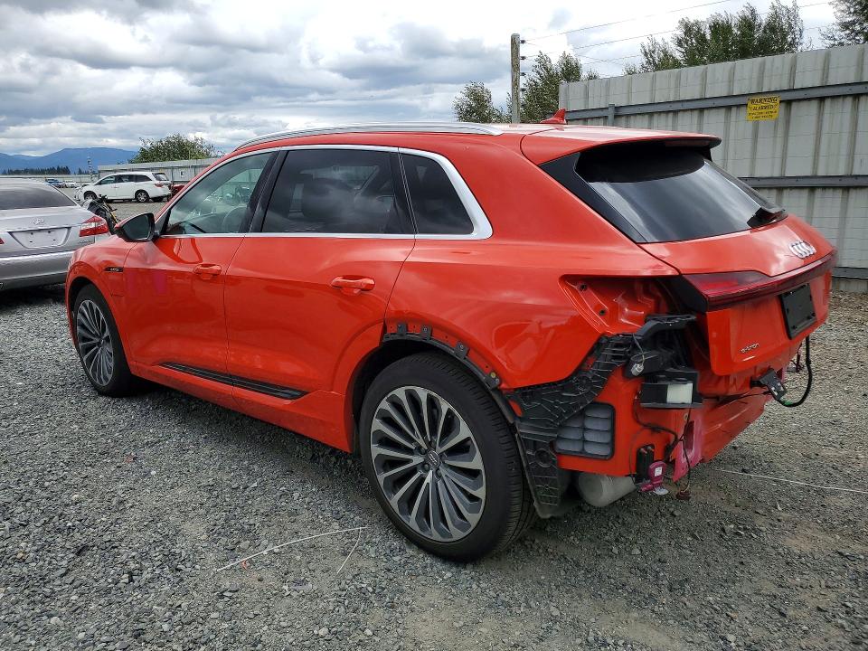Photo 2 from auction – 2019 AUDI E-TRON with VIN WA1VABGE3KB009955