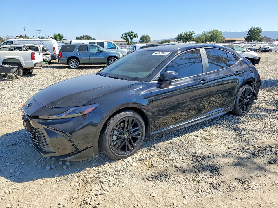 Снимка 1 от търг – 2026 TOYOTA CAMRY с VIN 4T1DAACK3TU248284