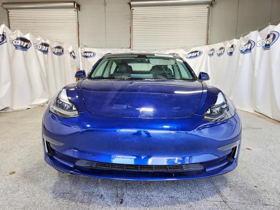Photo 5 from auction – 2022 TESLA MODEL 3 with VIN 5YJ3E1EA4NF369118
