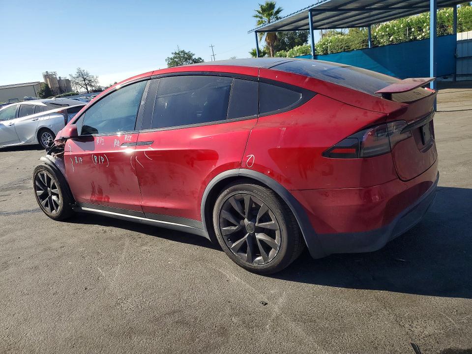 Zdjęcie 2 z aukcji – 2023 TESLA MODEL X z VIN 7SAXCBE58PF416897