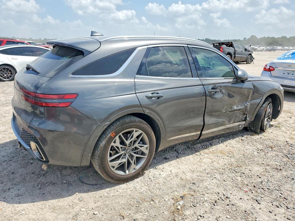 Photo 3 from auction – 2024 GENESIS GV70 with VIN 5NMMADTB5RH014346