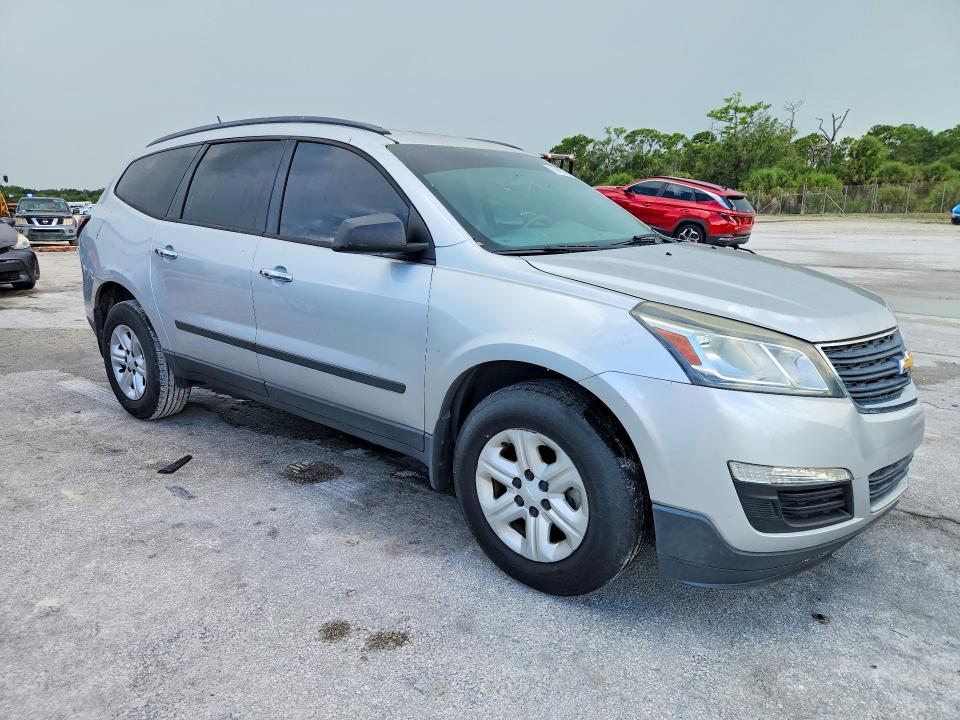 Photo 4 from auction – 2017 CHEVROLET TRAVERSE with VIN 1GNKRFEDXHJ140678