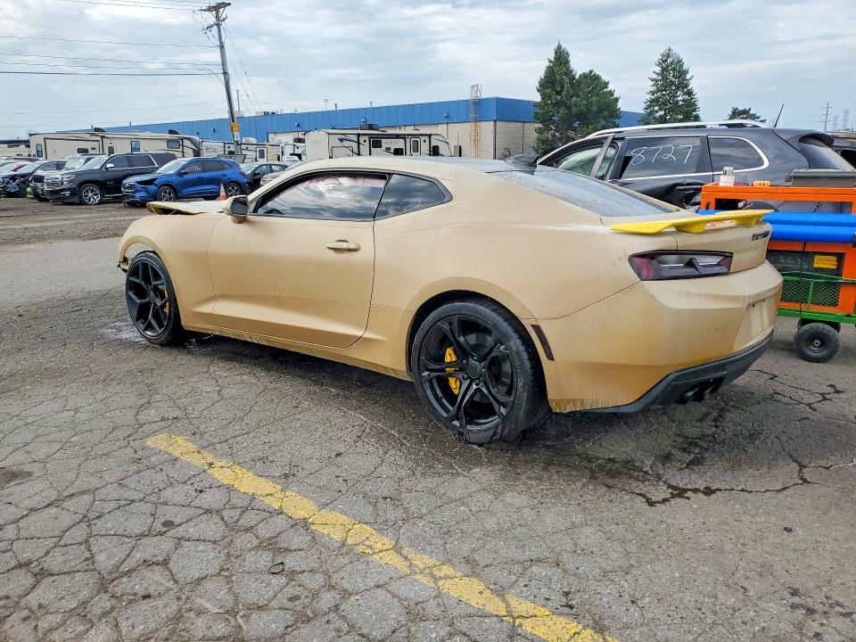 Photo 2 from auction – 2017 CHEVROLET CAMARO with VIN 1G1FF1R7XH0199772