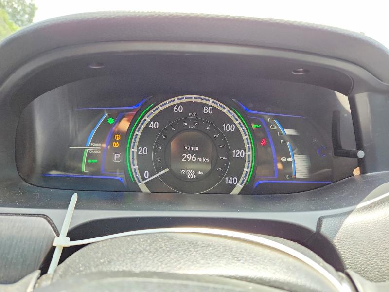 Photo 9 from auction – 2014 HONDA ACCORD with VIN 1HGCR6F58EA001733