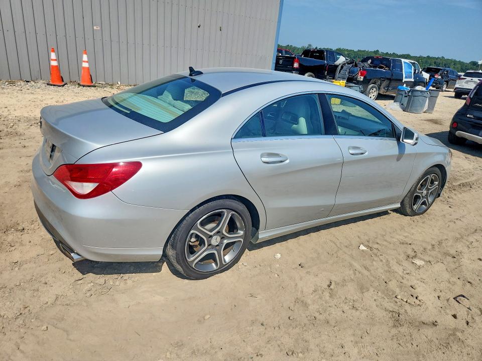Photo 3 from auction – 2014 MERCEDES-BENZ CLA with VIN WDDSJ4EB3EN154676