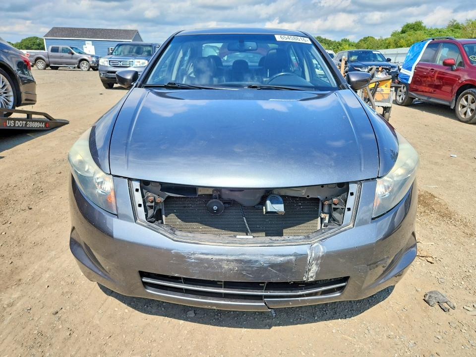 Photo 5 from auction – 2010 HONDA ACCORD with VIN 1HGCP2F83AA026414