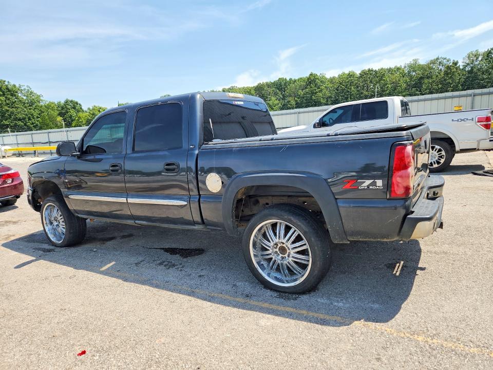 Photo 2 from auction – 2005 GMC NEW SIERRA with VIN 2GTEK13T151195873
