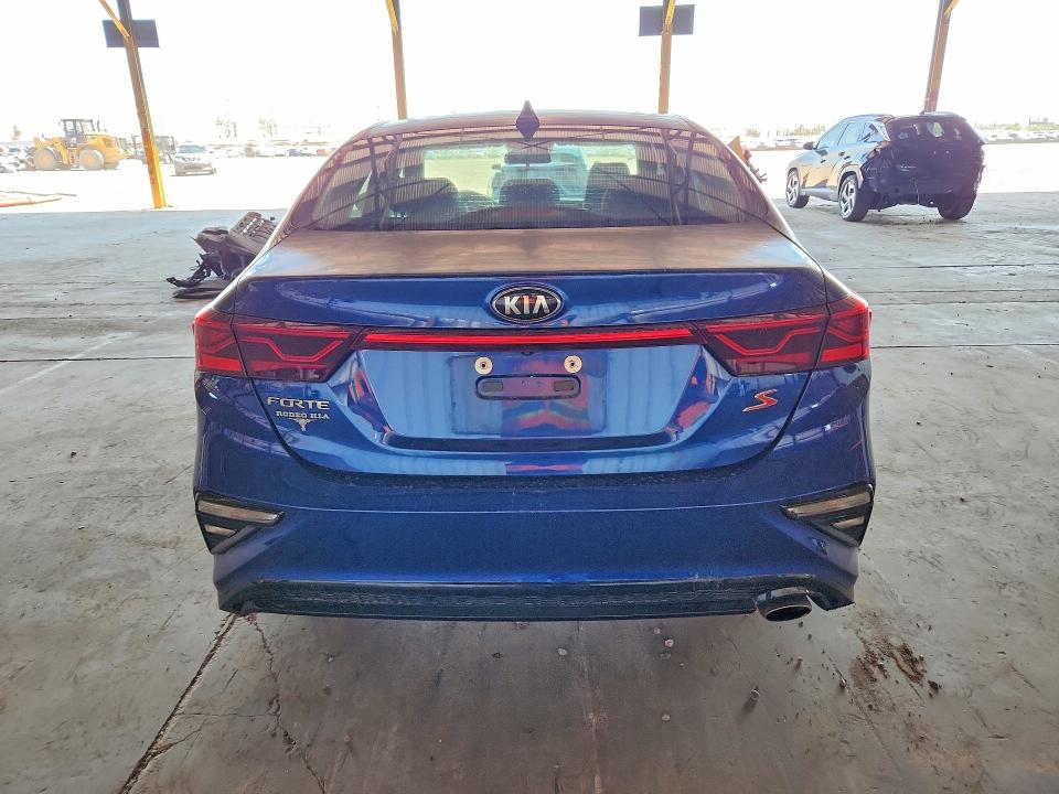 Photo 6 from auction – 2019 KIA FORTE with VIN 3KPF34AD4KE013077