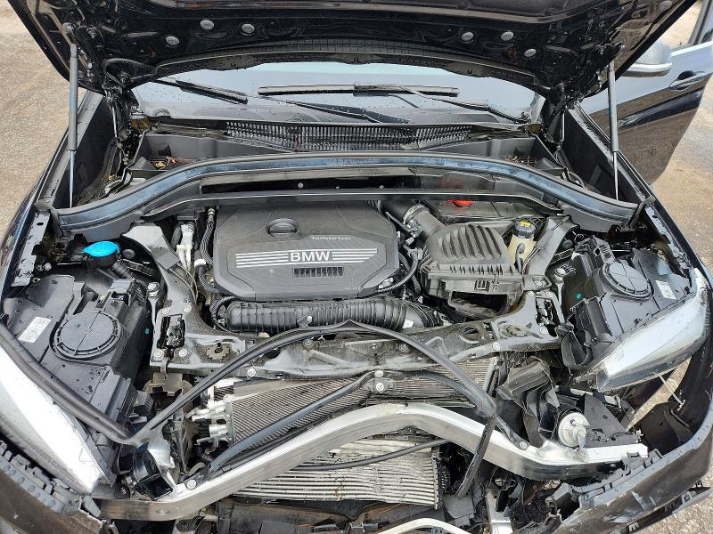 Photo 11 from auction – 2022 BMW X1 with VIN WBXJG9C00N5U63740