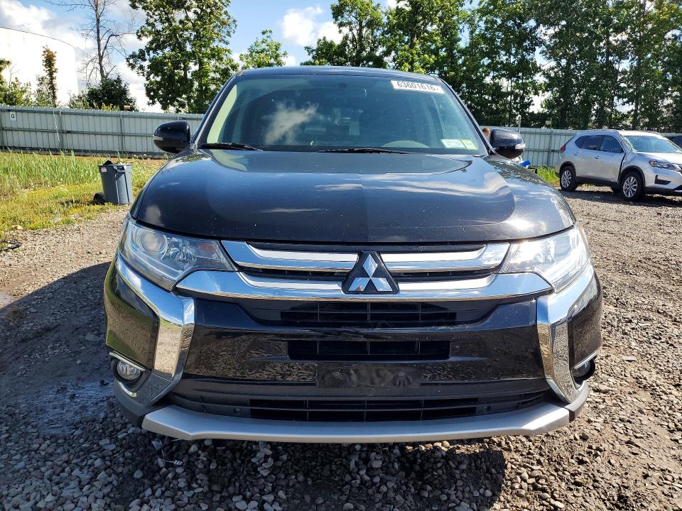 Photo 5 from auction – 2017 MITSUBISHI OUTLANDER with VIN JA4AZ3A38HZ045824