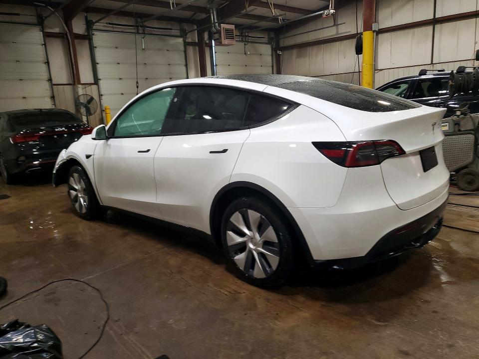 Photo 2 from auction – 2024 TESLA MODEL  Y with VIN 7SAYGDED5RF127426