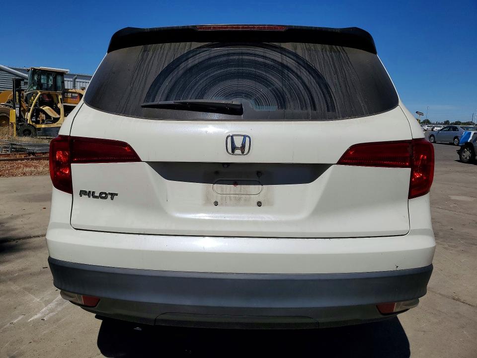 Photo 6 from auction – 2017 HONDA PILOT with VIN 5FNYF5H11HB044632