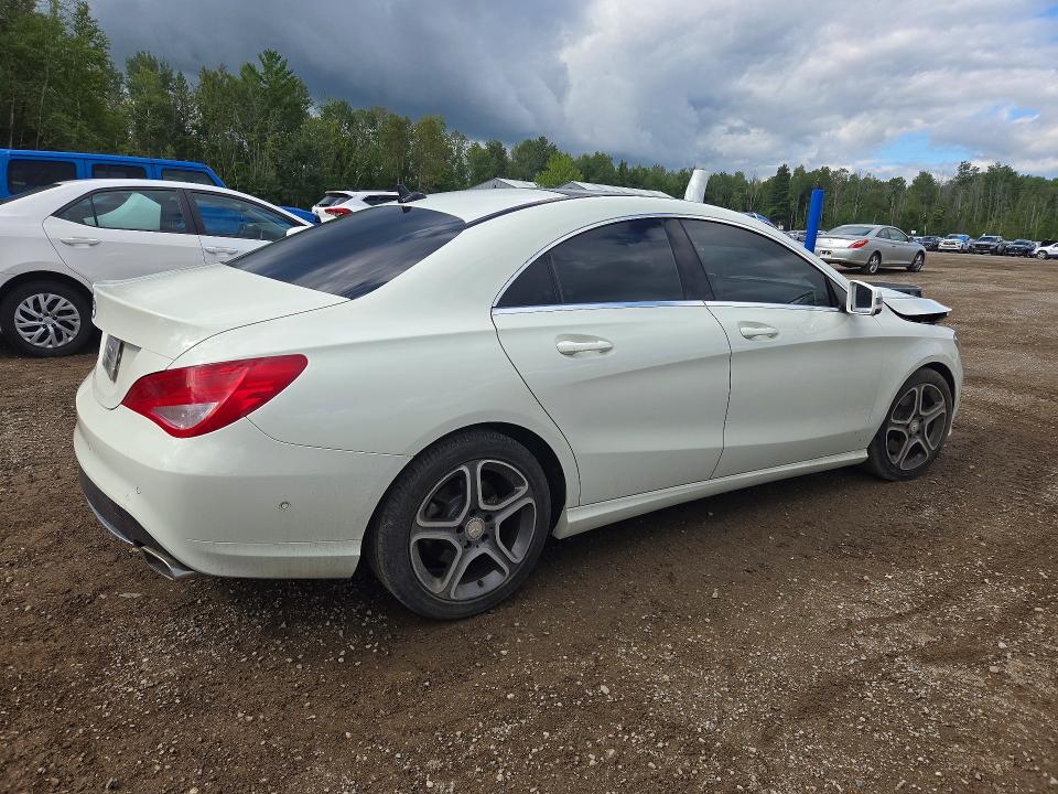 Photo 3 from auction – 2015 MERCEDES-BENZ CLA with VIN WDDSJ4EB4FN279882