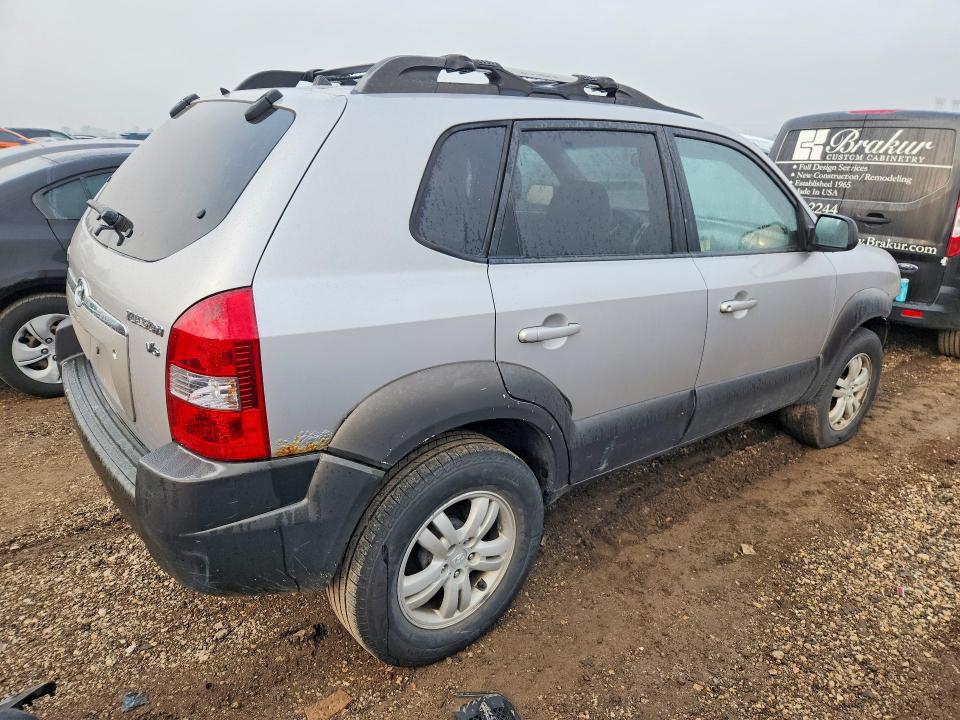 Photo 3 from auction – 2006 HYUNDAI TUCSON with VIN KM8JN12D76U264955