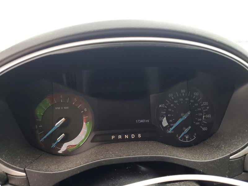 Photo 9 from auction – 2013 FORD FUSION with VIN 3FA6P0H72DR114519