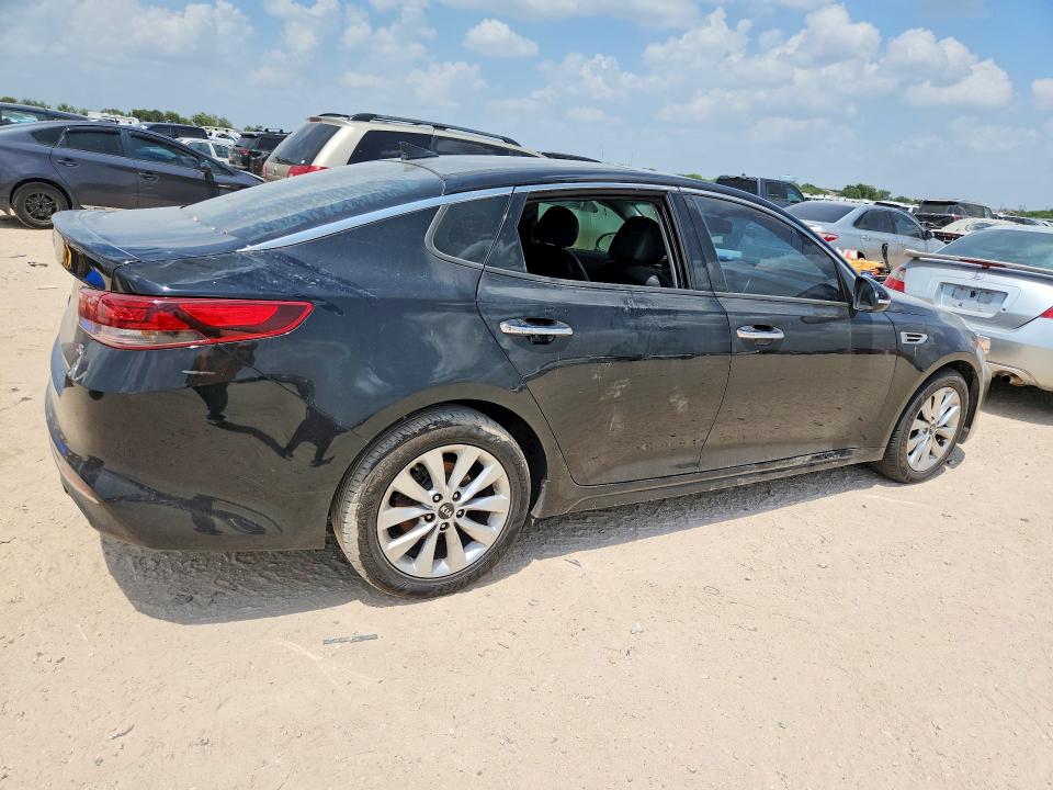 Photo 3 from auction – 2018 KIA OPTIMA with VIN 5XXGT4L37JG243727