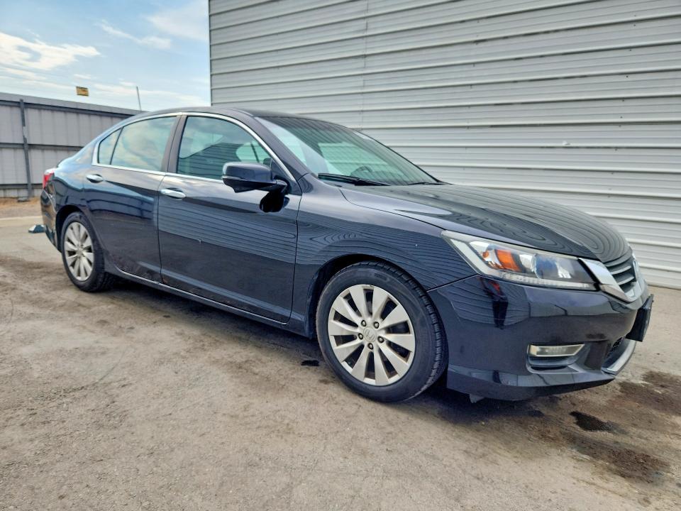 Photo 4 from auction – 2013 HONDA ACCORD with VIN 1HGCR2F73DA058544