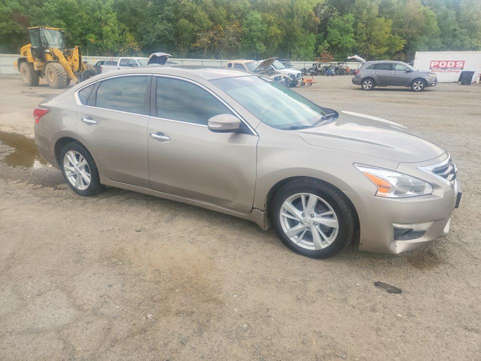 Photo 4 from auction – 2013 NISSAN ALTIMA with VIN 1N4AL3AP8DN555155