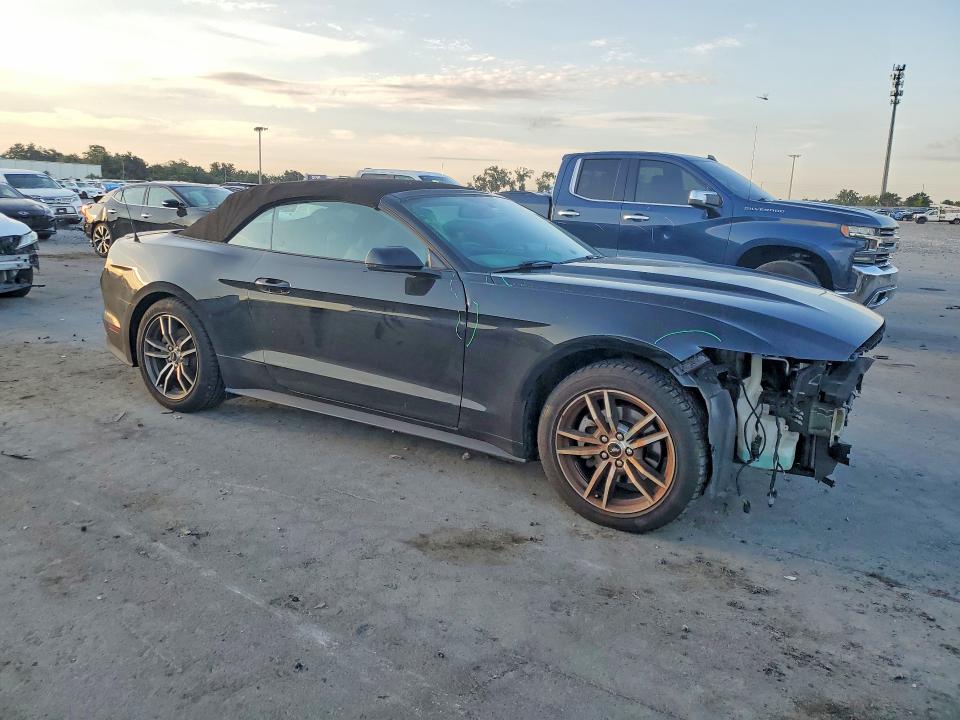 Photo 4 from auction – 2017 FORD MUSTANG with VIN 1FATP8UH2H5279060
