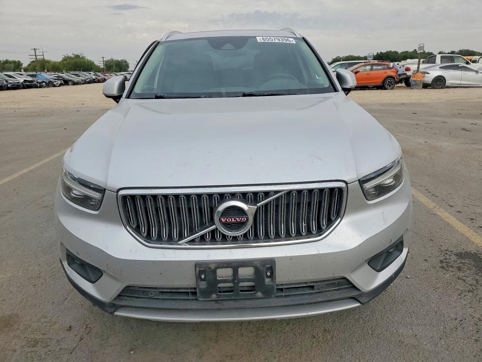 Photo 5 from auction – 2019 VOLVO XC40 with VIN YV4162ULXK2056552
