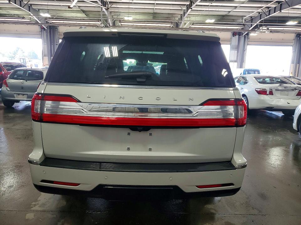 Photo 6 from auction – 2021 LINCOLN NAVIGATOR with VIN 5LMJJ3LTXMEL01174