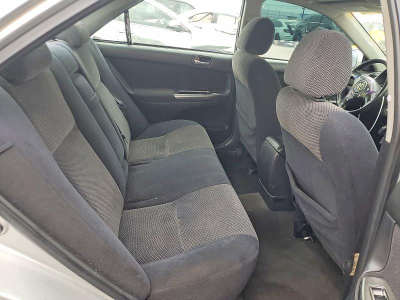 Photo 10 from auction – 2003 TOYOTA CAMRY with VIN 4T1BF32K13U550002