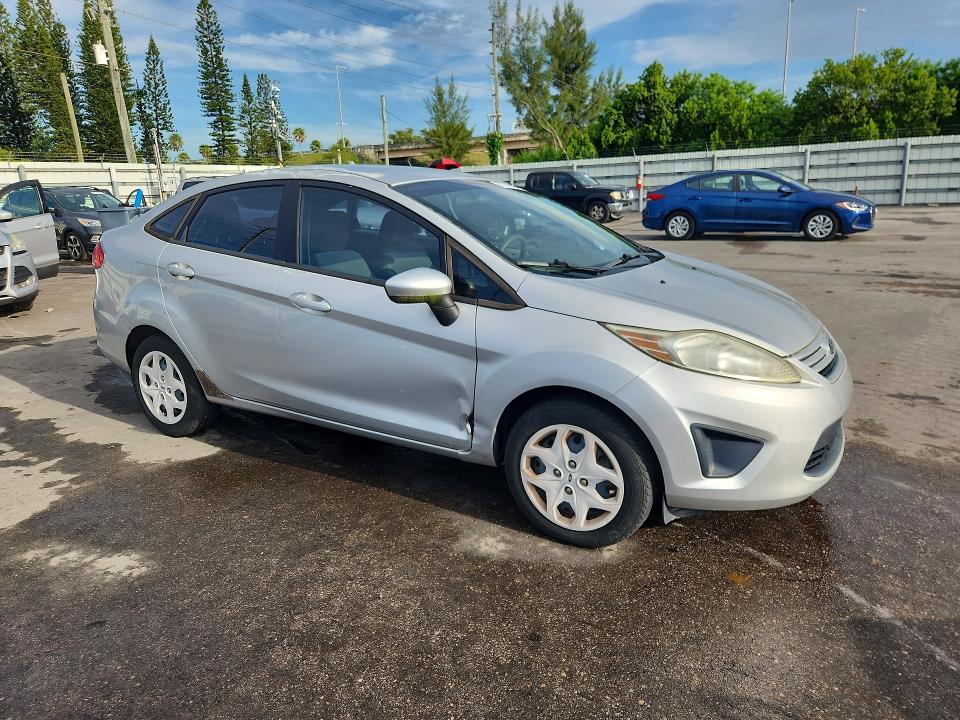 Photo 4 from auction – 2012 FORD FIESTA with VIN 3FADP4AJ9CM175835