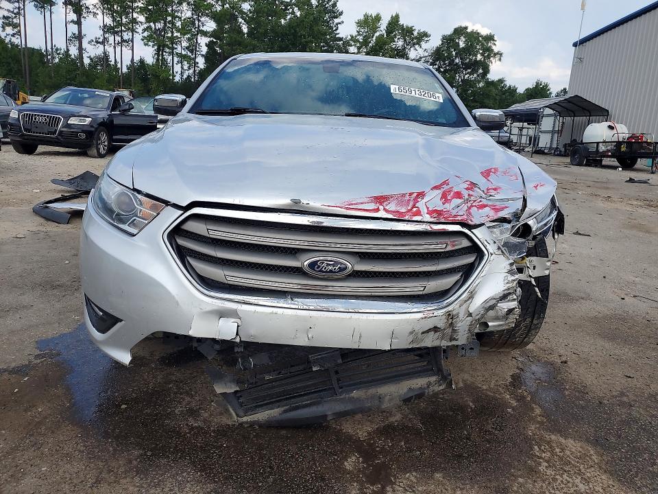 Снимка 5 от търг – 2013 FORD TAURUS с VIN 1FAHP2F80DG112047