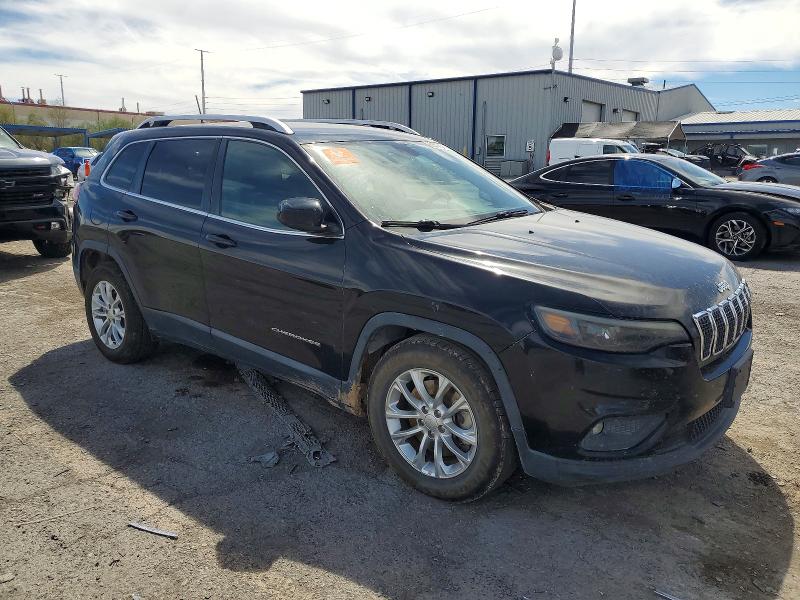 JEEP CHEROKEE 2019 with VIN 1C4PJMCX1KD239029 - Photo from auction