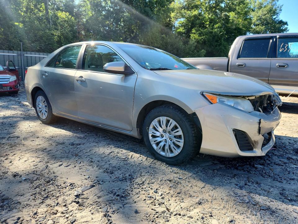 Foto 4 de la subasta – 2014 TOYOTA CAMRY con VIN 4T4BF1FK4ER357902