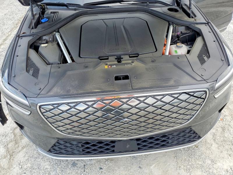Photo 12 from auction – 2024 GENESIS ELECTRIFIED GV70 with VIN 5NMMCET15RH002897