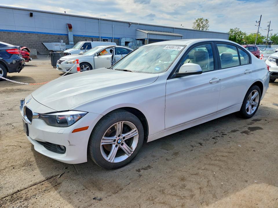BMW 328 2013 with VIN WBA3B5G51DNS02731 - Photo from auction