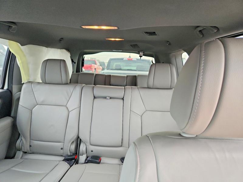 Photo 10 from auction – 2015 HONDA PILOT with VIN 5FNYF4H54FB008976