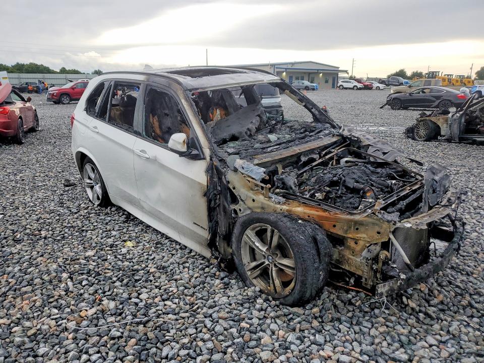Photo 4 from auction – 2016 BMW X5 with VIN 5UXKR6C5XG0J79858