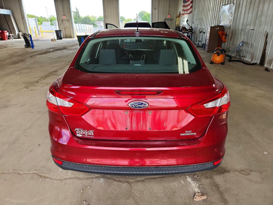 Photo 6 from auction – 2014 FORD FOCUS with VIN 1FADP3F29EL439460