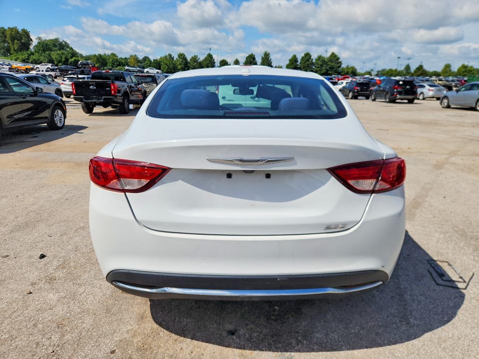 Photo 6 from auction – 2015 CHRYSLER 200 with VIN 1C3CCCAB9FN720838