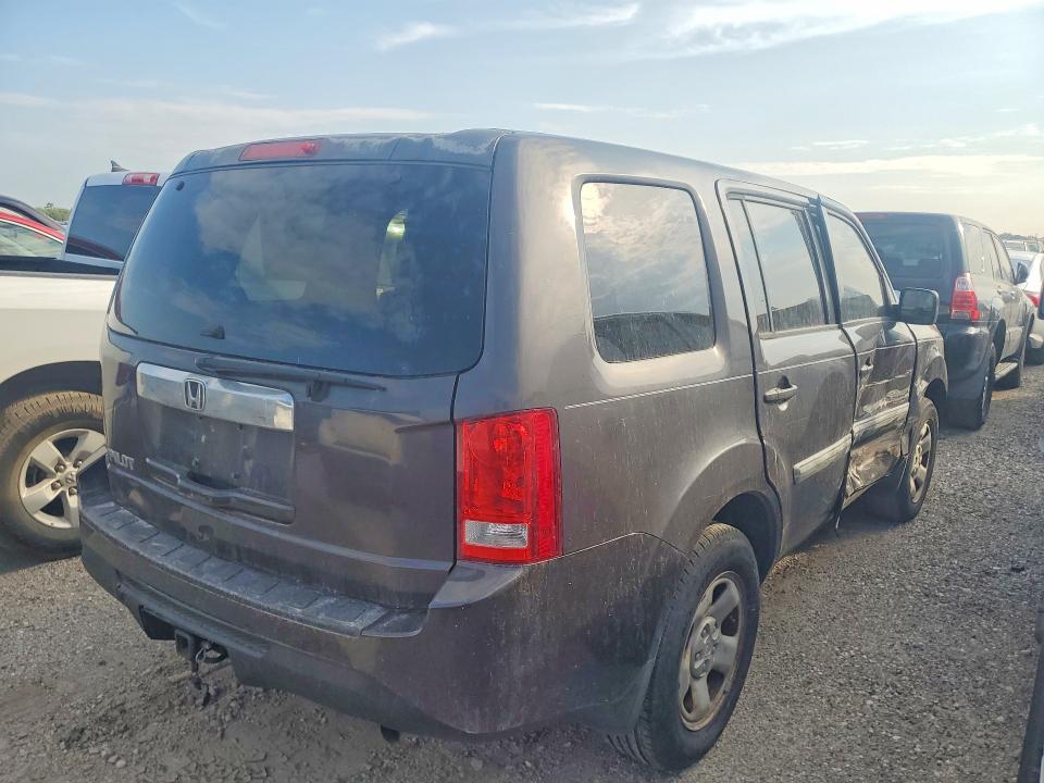 Photo 3 from auction – 2014 HONDA PILOT with VIN 5FNYF3H24EB016154
